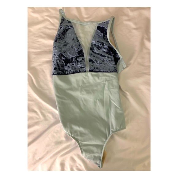 Yumiko Other - Blue velvet Eleve leo